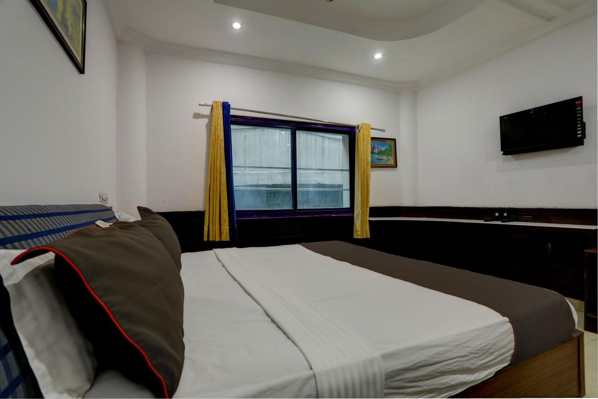 Hotel Monarch Inn Lucknow Exterior foto